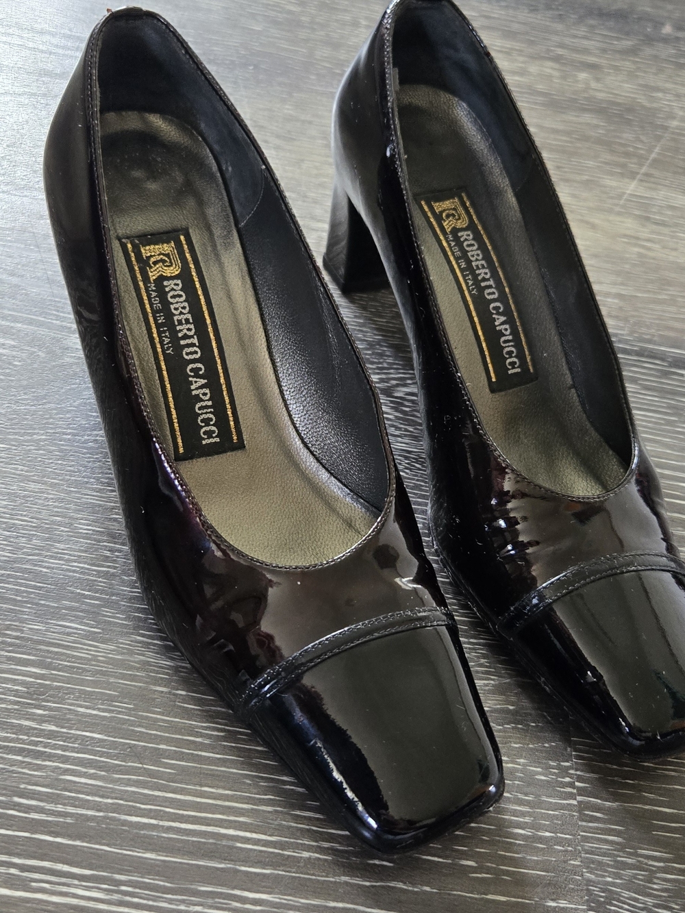 Women's Black Patent Leather Block Heel Roberto Cappuci Pumps
